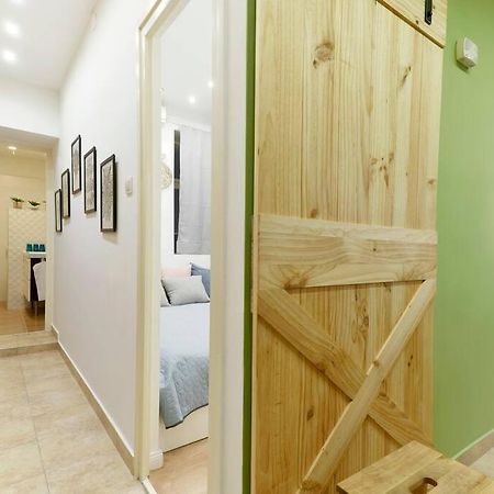 Appartamento Downtown Island Of Peace By Nw Budapest Esterno foto